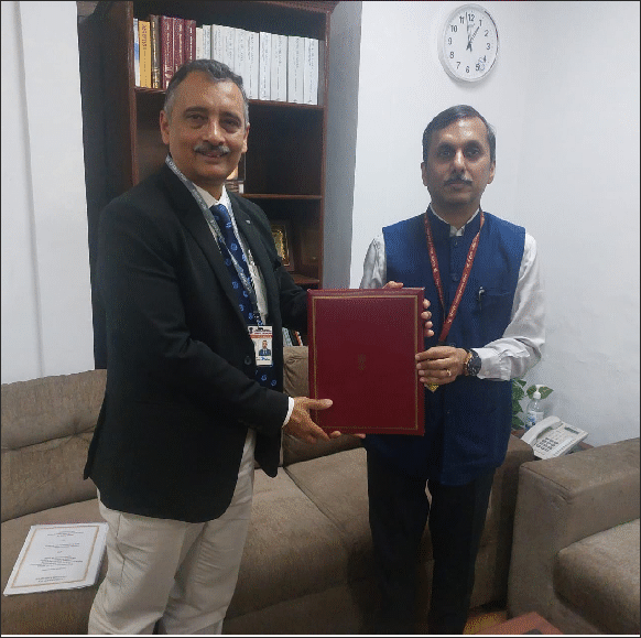 Contract for Short Refit of Seychelles FPV, SCG PS Zoroaster signed between Addl. Secretary, MEA, Shri Punit Agarwal & Director (Shipbuilding), GRSE, Cdr Shantanu Bose, IN(Retd.) on 22 MAR 23