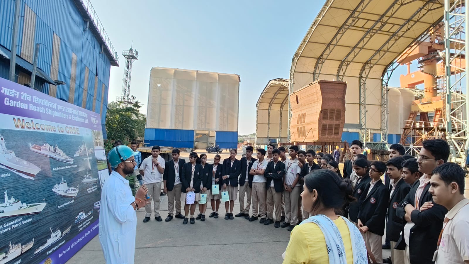 Visit of Young Academic Minds from the BGES School, Kolkata on 01 Dec 23