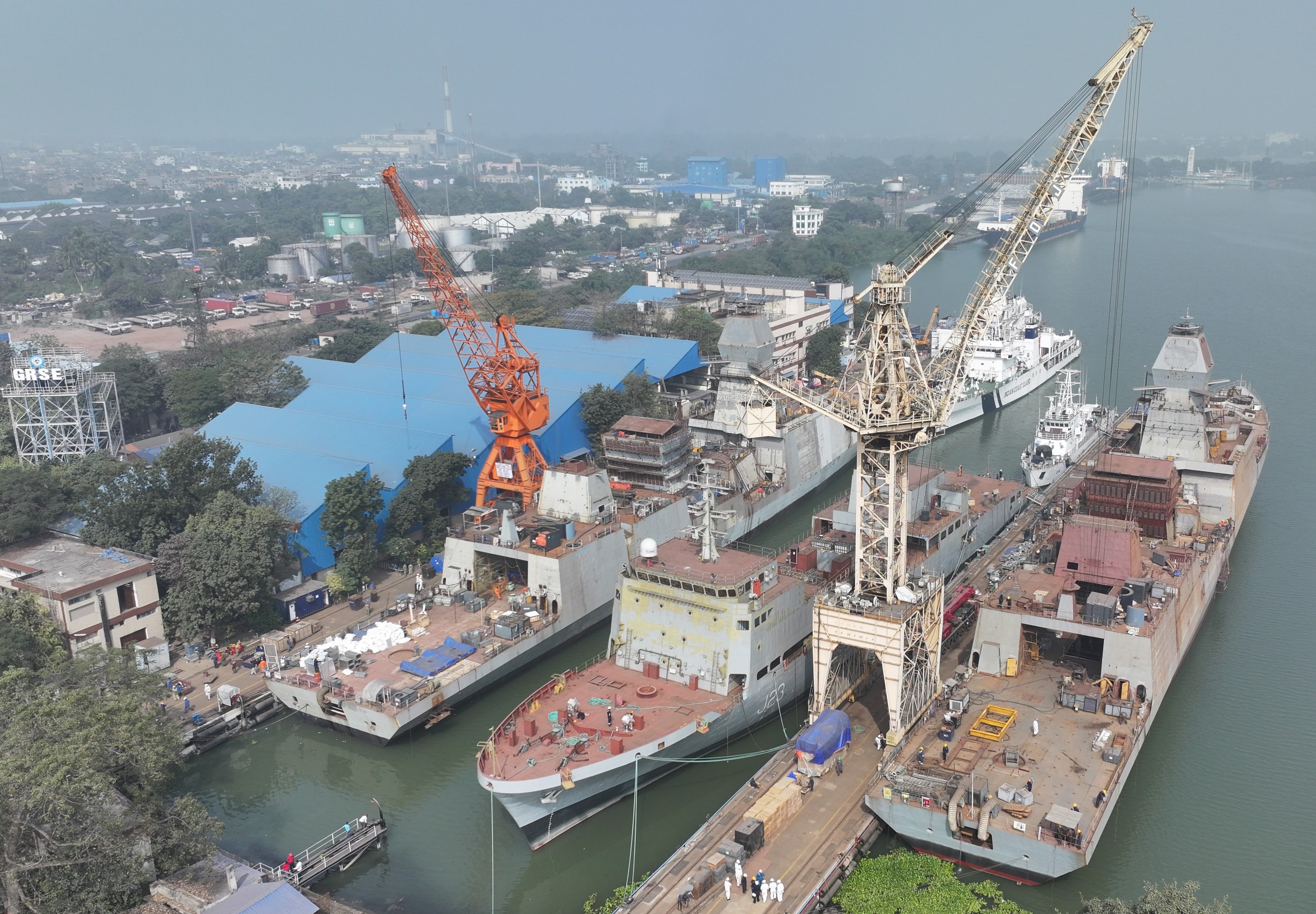 Fitting Out Unit