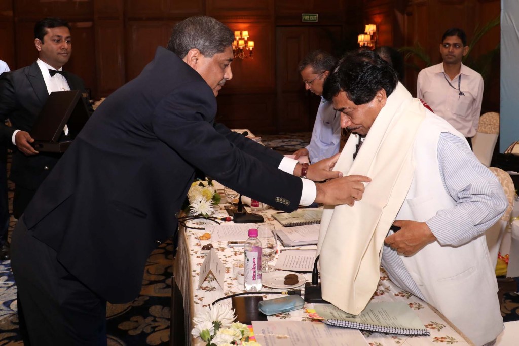 Image 3 - Inspection of GRSE by Parliamentary Sub-Committee on OL (27 Oct 17) Inspection of GRSE by Parliamentary Sub-Committee on OL (27 Oct 17) - Image 3