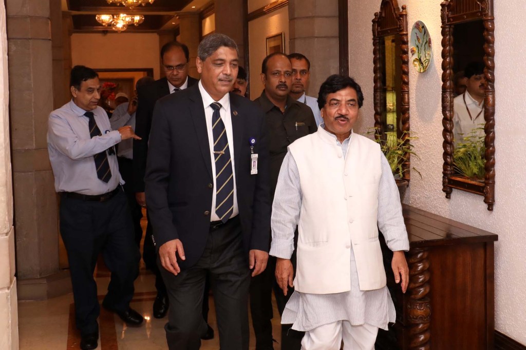 Image 7 - Inspection of GRSE by Parliamentary Sub-Committee on OL (27 Oct 17) Inspection of GRSE by Parliamentary Sub-Committee on OL (27 Oct 17) - Image 7