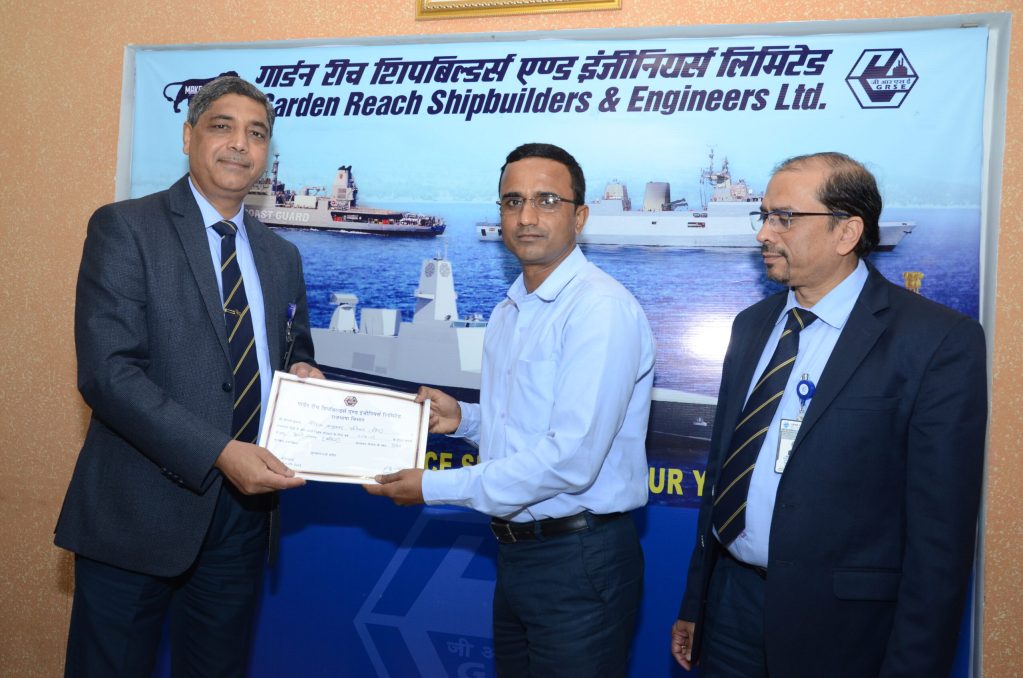 Award distribution best entries in Rajbhasha Jagriti – 24.03.17 - Image 1 Image 1 - Award distribution best entries in Rajbhasha Jagriti – 24.03.17
