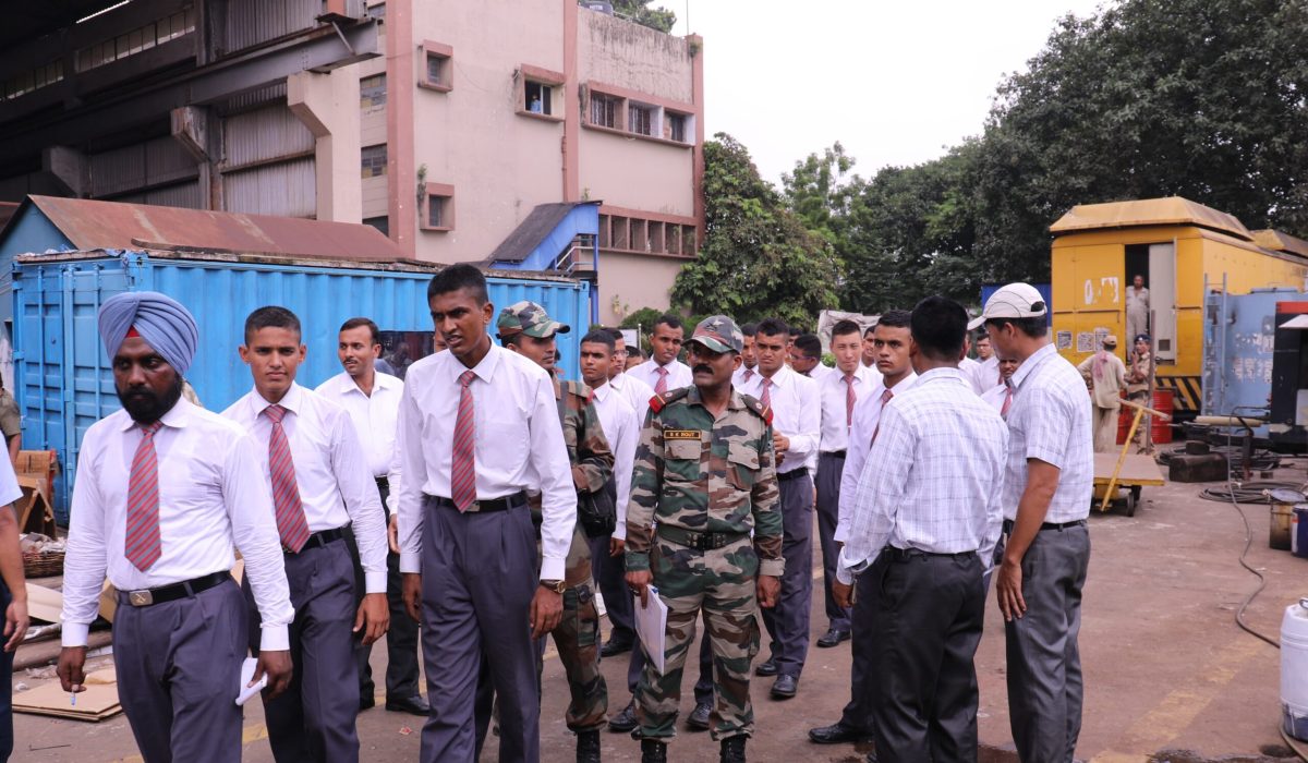 Cadets of Officer Training Academy of Gaya visit GRSE on 15 Sep 17