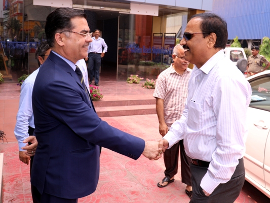 Visit of Shri M A Lincon, PCDA ( Navy ) to GRSE on 26 Mar 18