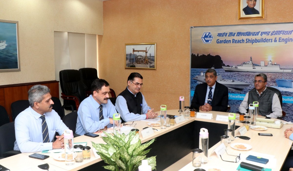 Delegation from Inland Waterways Authority of India (IWAI) visit GRSE on 01 Nov 19