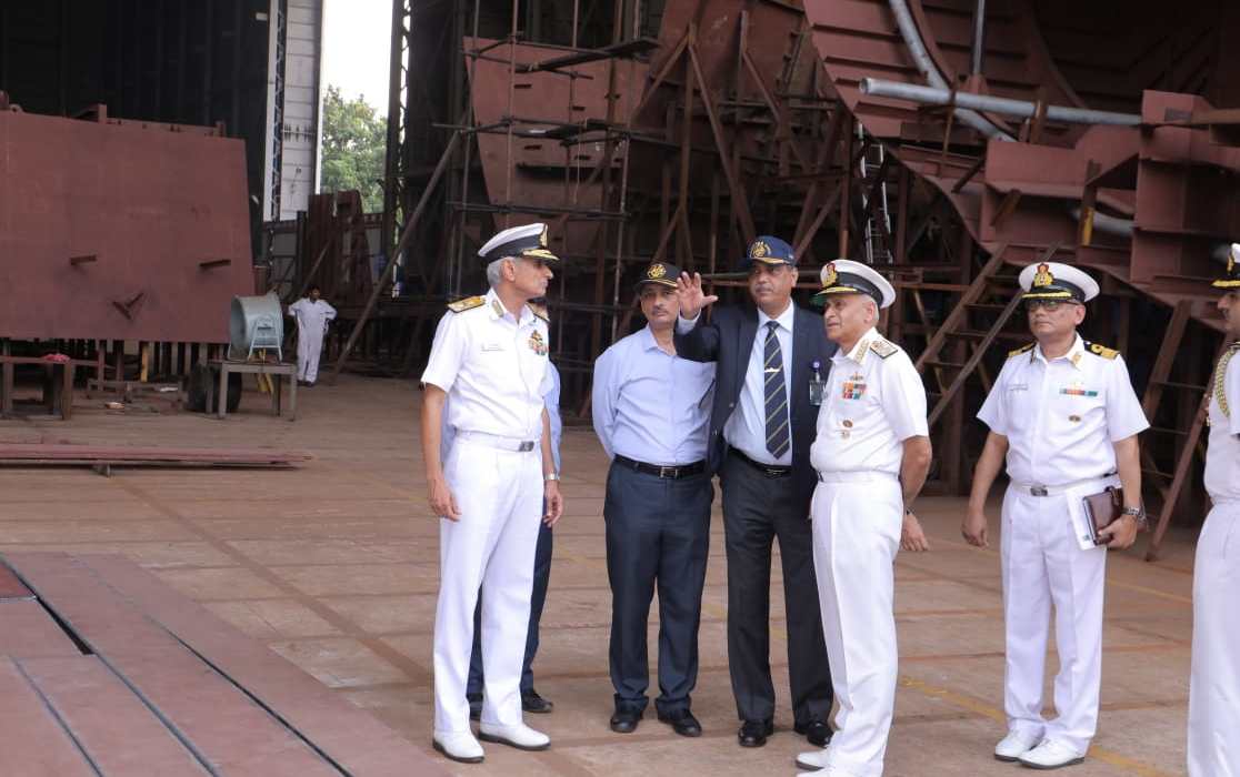 Admiral Sunil Lanba, PVSM, AVSM, ADC, Chief of Naval Staff visits GRSE on 14 May 19