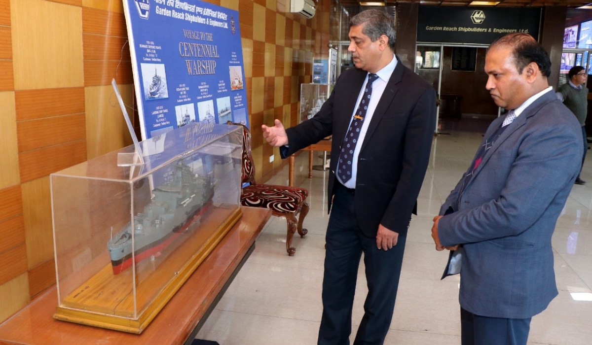 Shri Santosh Kumar, IA & AS, Principal Director of Commercial Audit, visits GRSE on 20 Dec 19