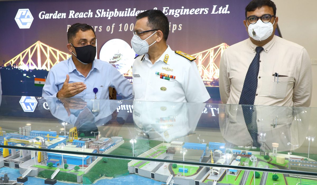 R Adm Sanjay Sharma, ADGQA (N) Visited GRSE on 07 Oct 21