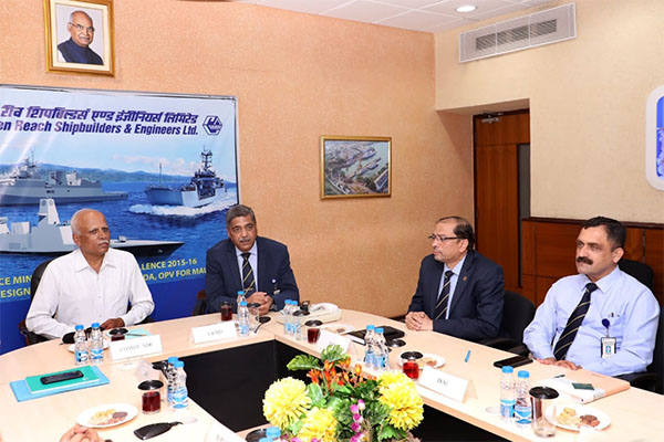 Commandant, NDC visits GRSE on 23 Apr 19