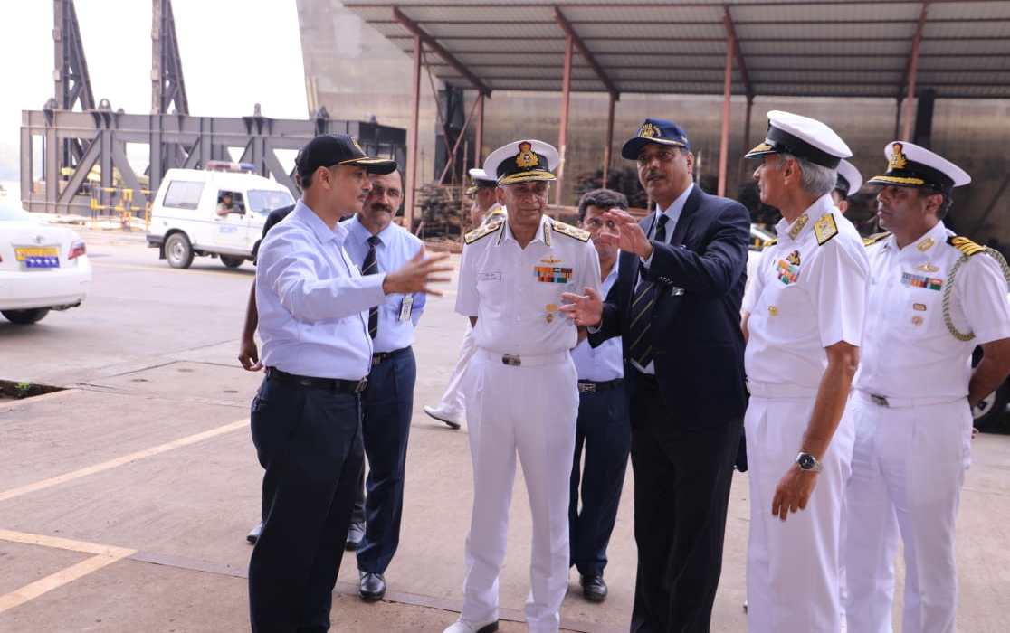 Admiral Sunil Lanba, PVSM, AVSM, ADC, Chief of Naval Staff visits GRSE on 14 May 19