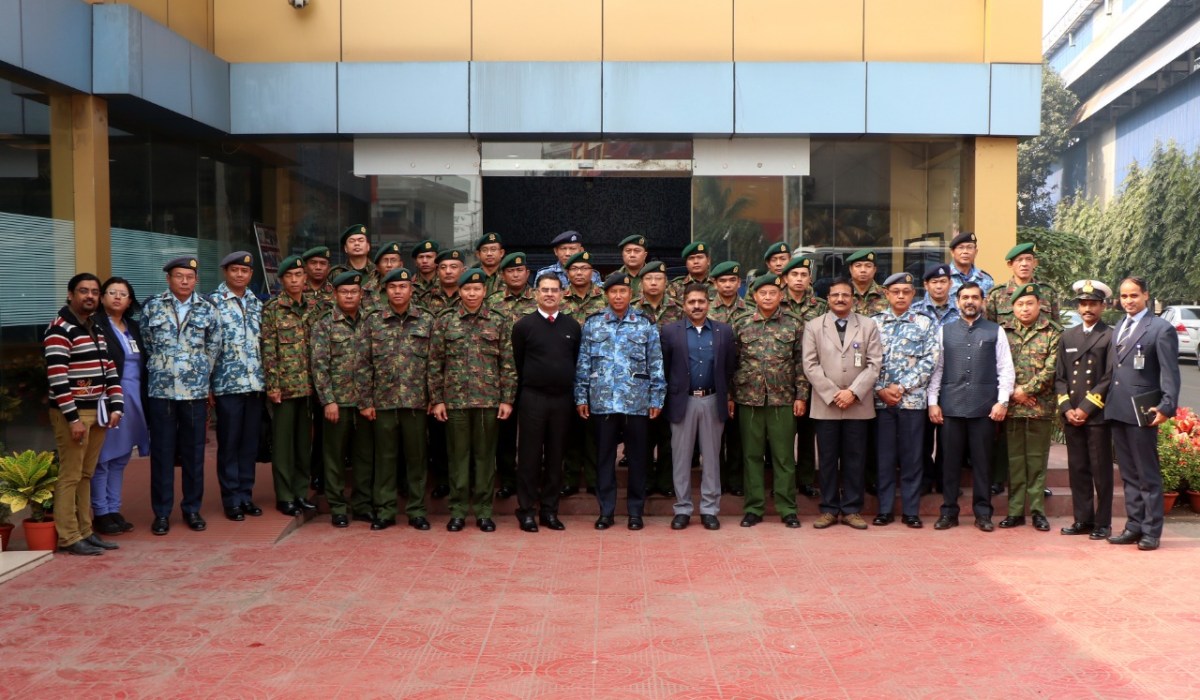 Shri M.V.Gowtama, Chairman & Managing Director, Bharat Electronics Limited (BEL) visits GRSE on 02 Jan 20