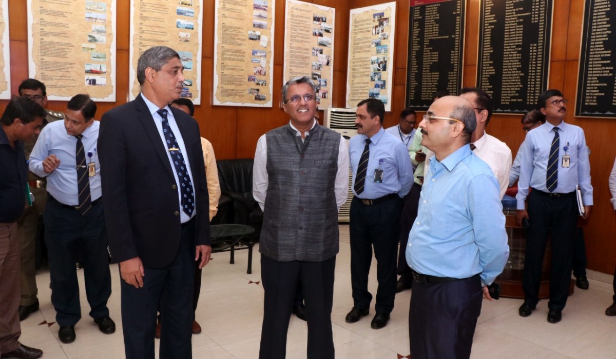 Delegation from Inland Waterways Authority of India (IWAI) visit GRSE on 01 Nov 19