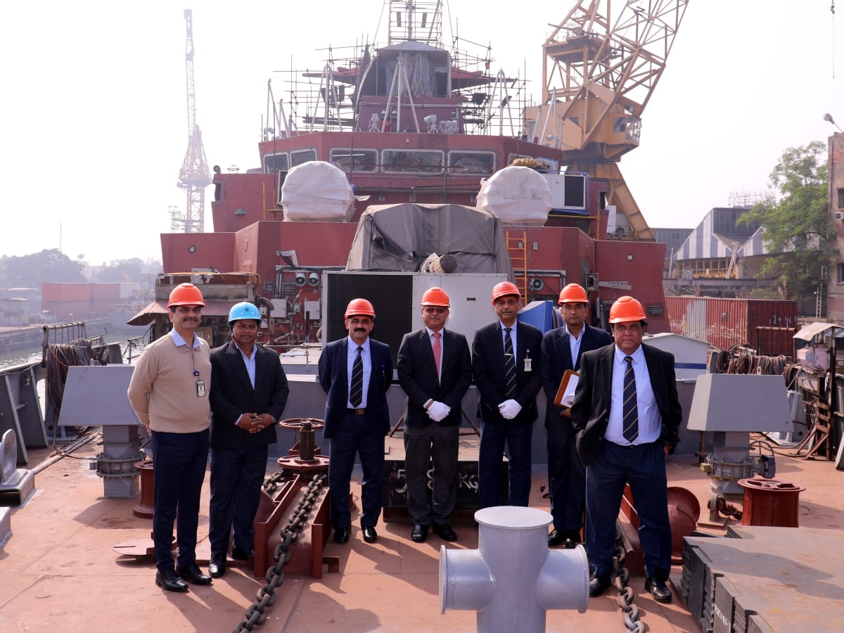 Shri Jaideep Mazumdar, Ambassador to The Philippines, visits GRSE on 24 Dec 18