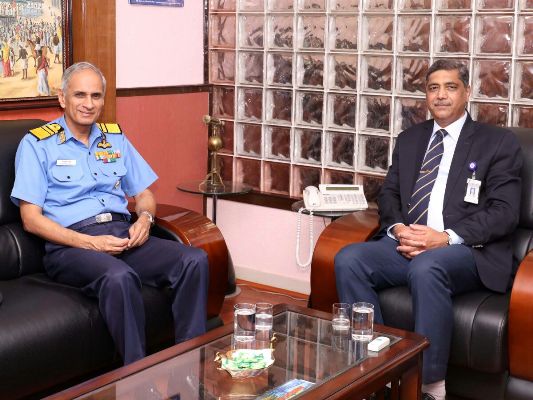 Vice Admiral Karambir Singh, PVSM , AVSM FOC-IN-C (East) visits GRSE on 17 Feb 18