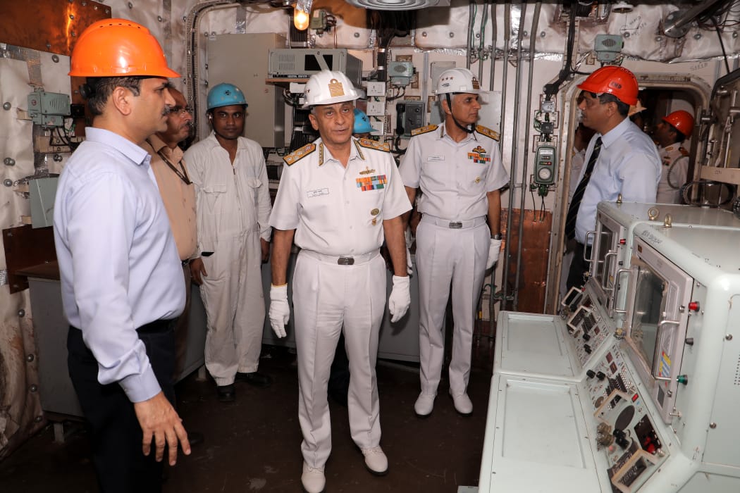 Admiral Sunil Lanba, PVSM, AVSM, ADC, Chief of Naval Staff visits GRSE on 14 May 19