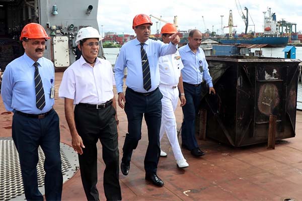 Vice Admiral SN Ghormade, AVSM, NM, Chief of Staff, HQENC visits GRSE on 24 Sep 19