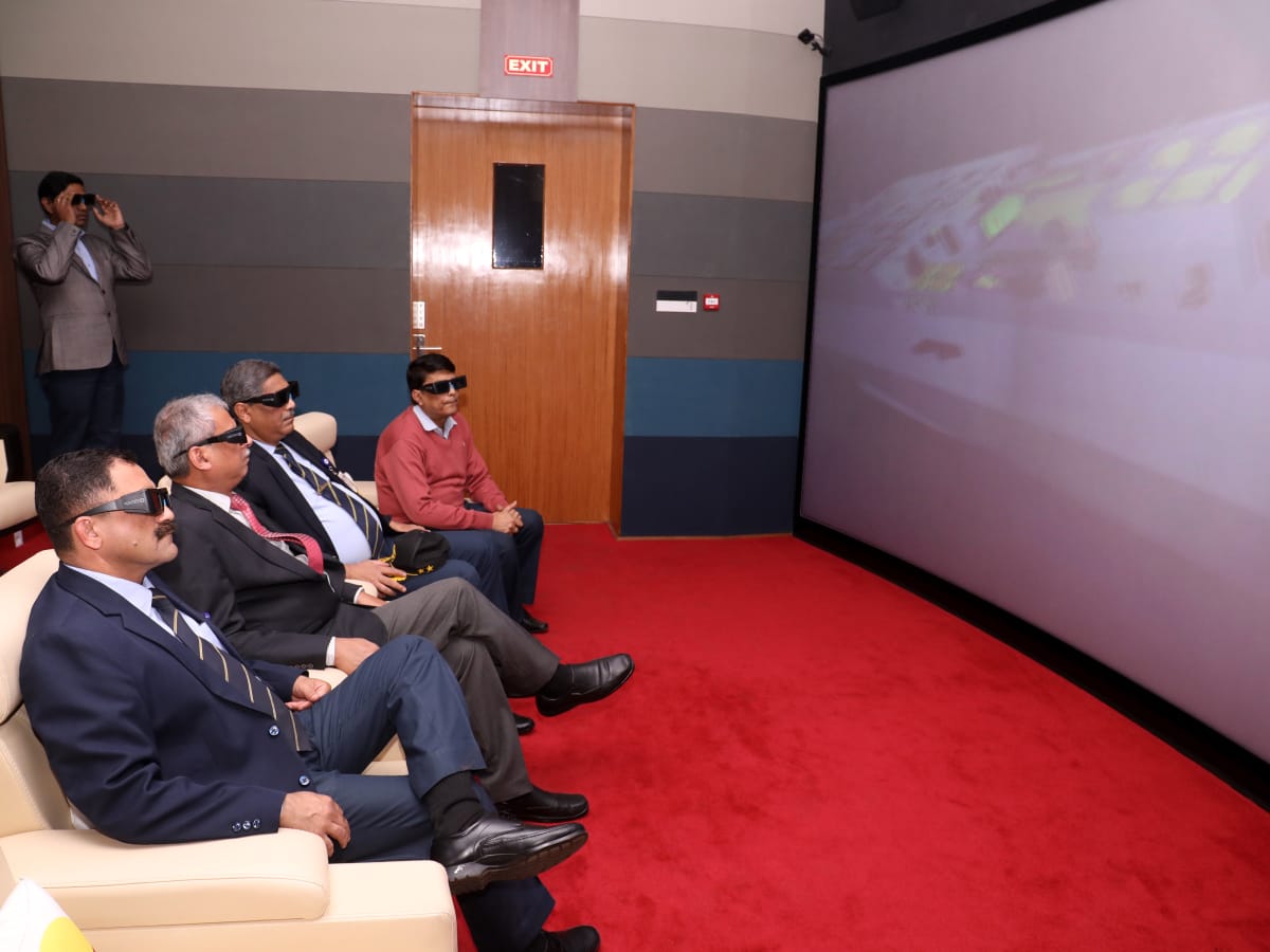 Shri Jaideep Mazumdar, Ambassador to The Philippines, visits GRSE on 24 Dec 18