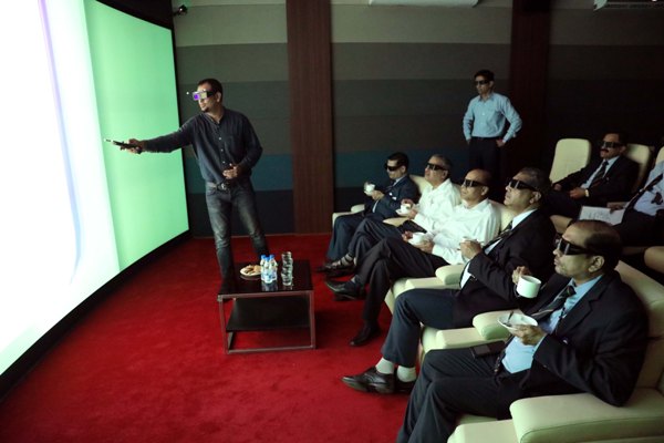 Dr. Ajay Kumar, Secretary (Defence Production) visits GRSE on 07 Jul 18 and inaugurates the Virtual Reality Lab