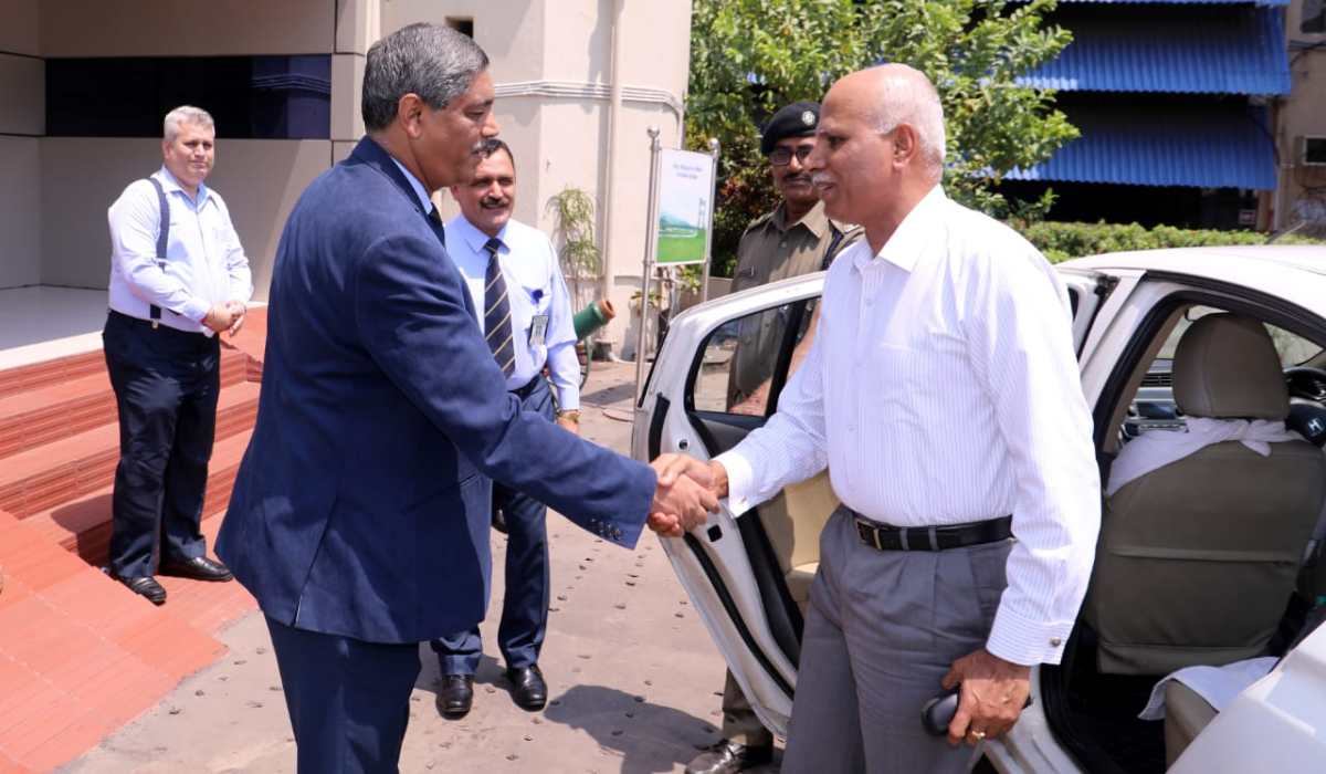 Commandant, NDC visits GRSE on 23 Apr 19