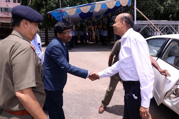 Dr. Ajay Kumar, Secretary (Defence Production) visits GRSE on 07 Jul 18 and inaugurates the Virtual Reality Lab