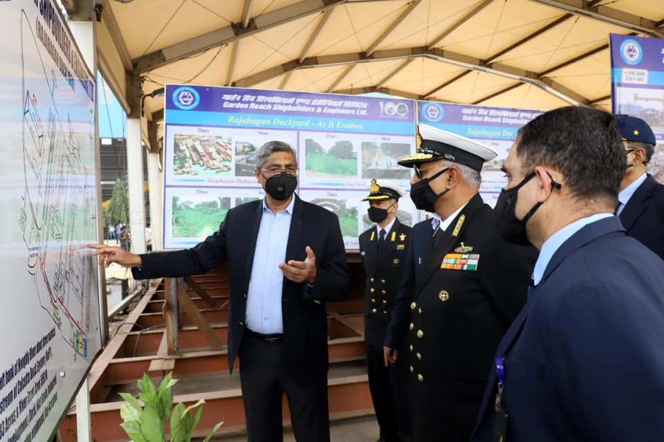 Vice Admiral Ajendra Bahadur Singh, AVSM, VSM, Deputy Chief Of Integrated Defence Staff (OPS & TRG) visits GRSE on 12 Feb 21Vice Admiral Ajendra Bahadur Singh, AVSM, VSM, Deputy Chief Of Integrated Defence Staff (OPS & TRG) visits GRSE on 12 Feb 21