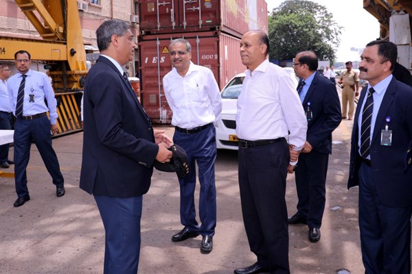 Dr. Ajay Kumar, Secretary (Defence Production) visits GRSE on 07 Jul 18 and inaugurates the Virtual Reality Lab
