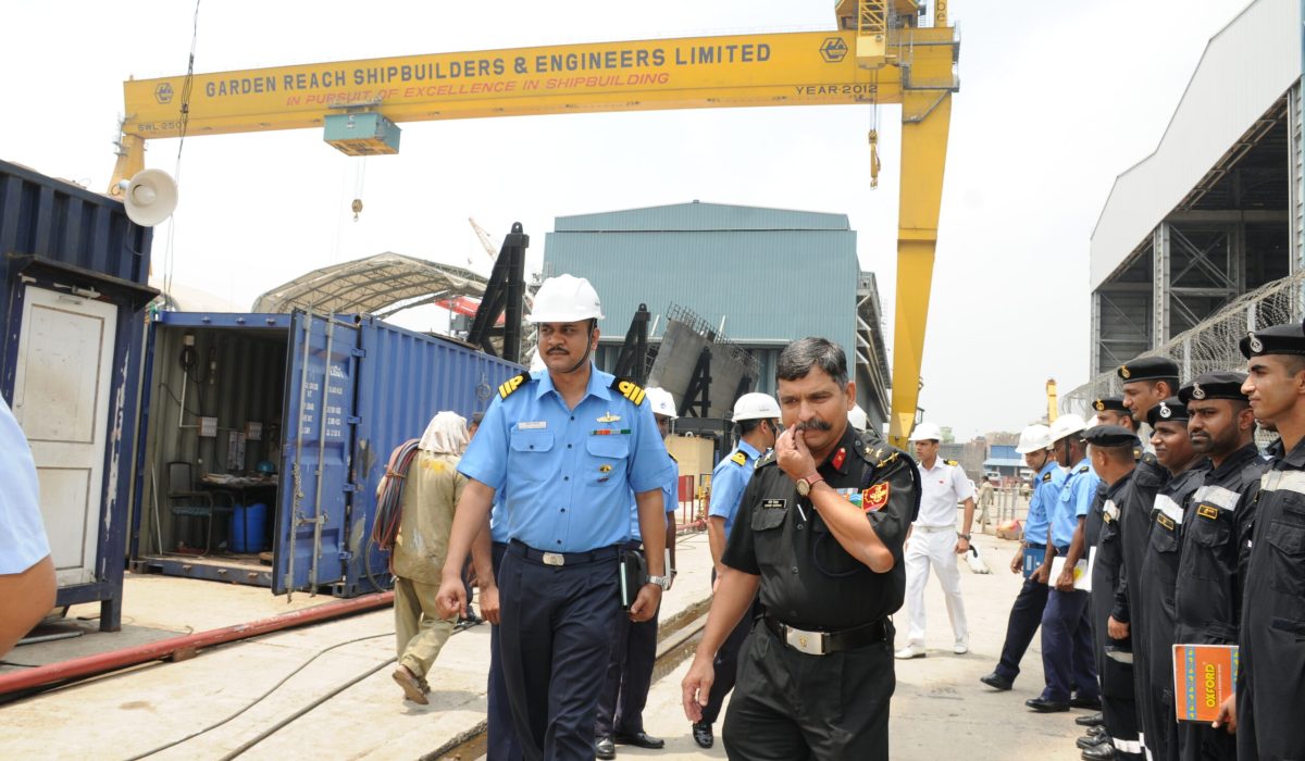 Brigadier S.Y. Deshmukh, CSO (Tech) / HQ ANC visits GRSE on 29 May 17
