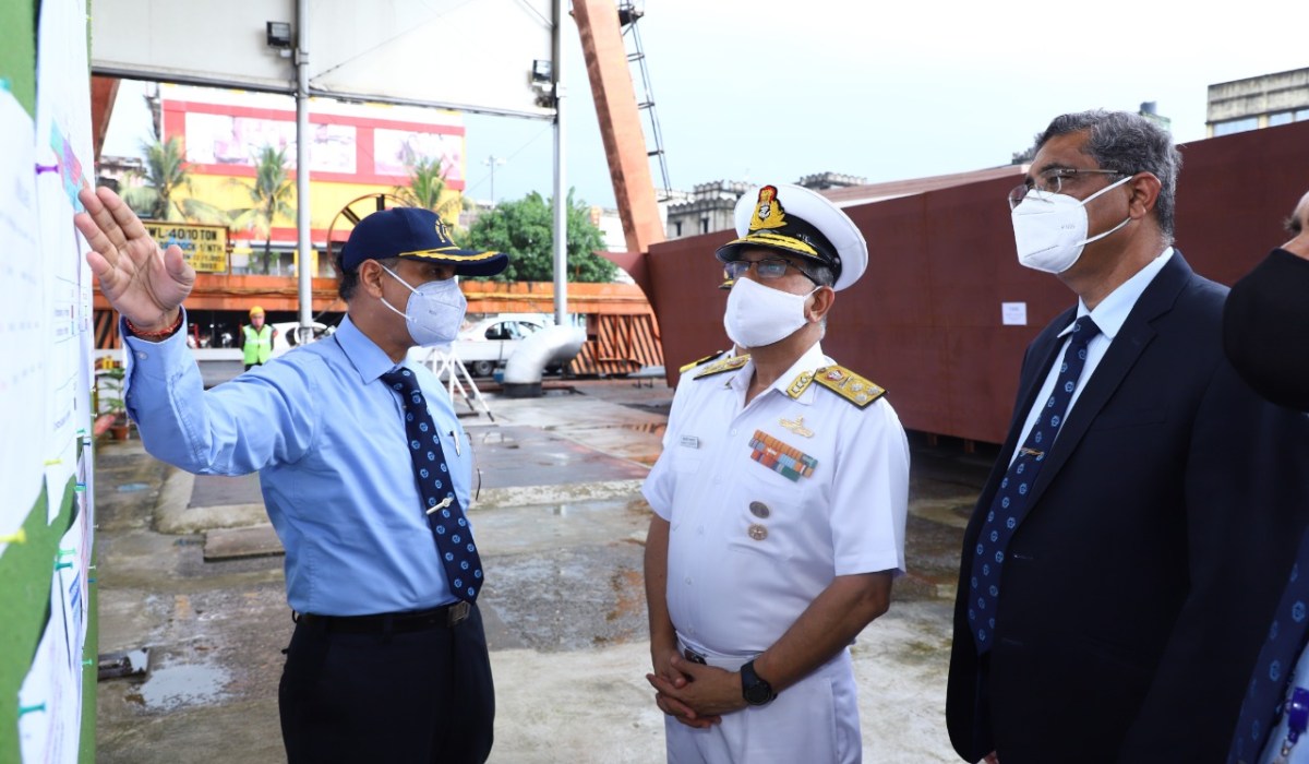 V Adm B Dasgupta, AVSM, YSM, VSM, Chief of Staff, HQENC Visited GRSE on 22 Sep 21