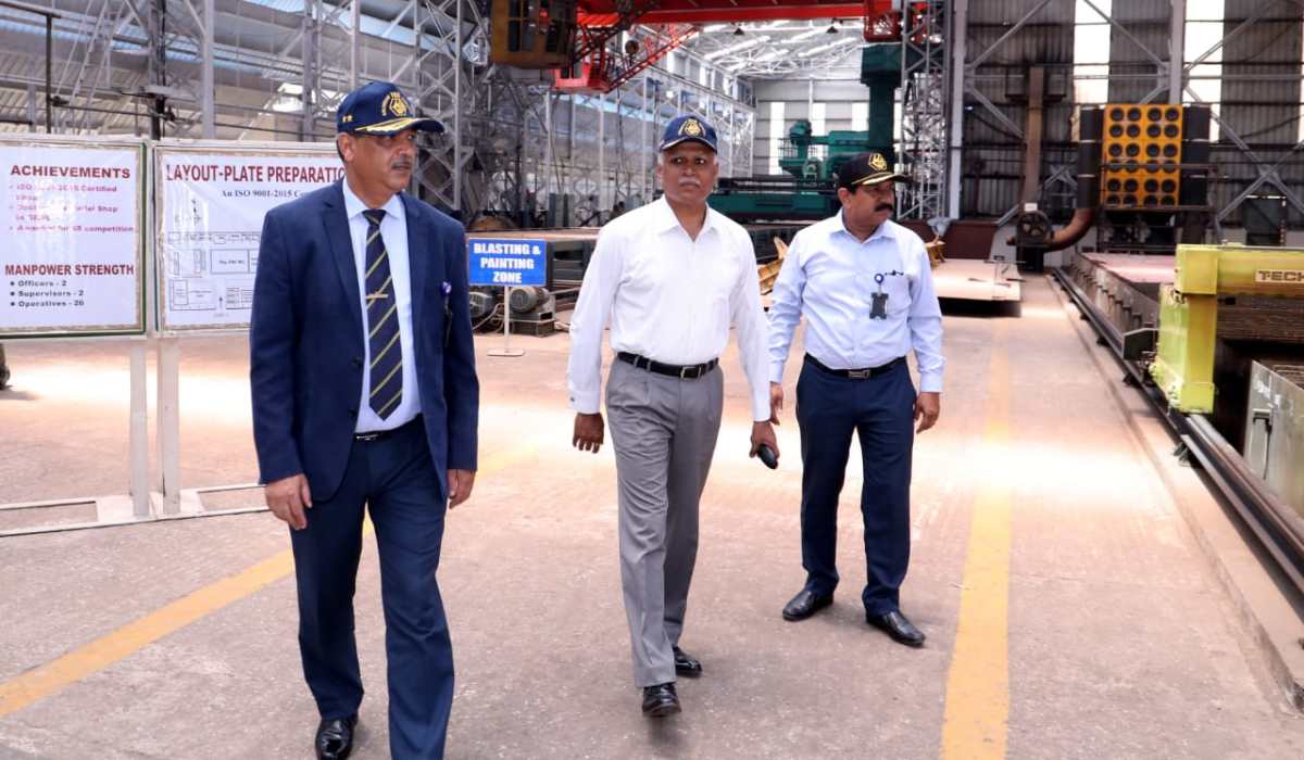 Commandant, NDC visits GRSE on 23 Apr 19