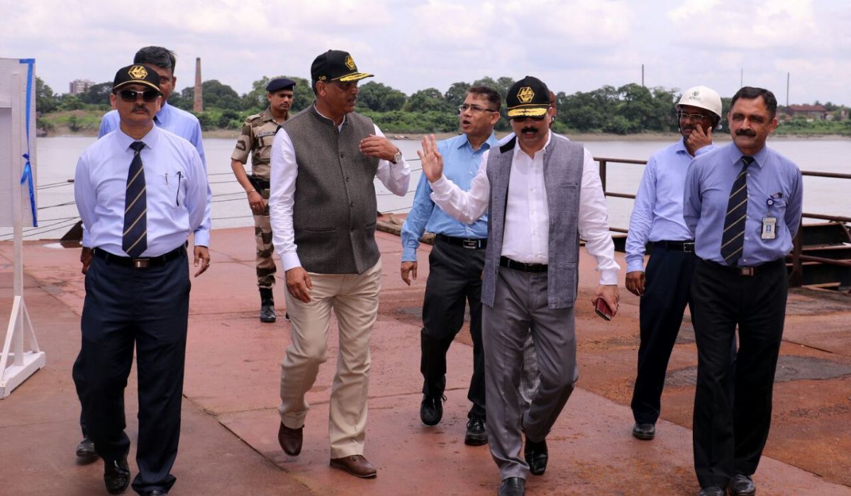 Shri Vinit Kumar, Chairman- Kolkata Port Trust, visits GRSE on 01 Sep 18