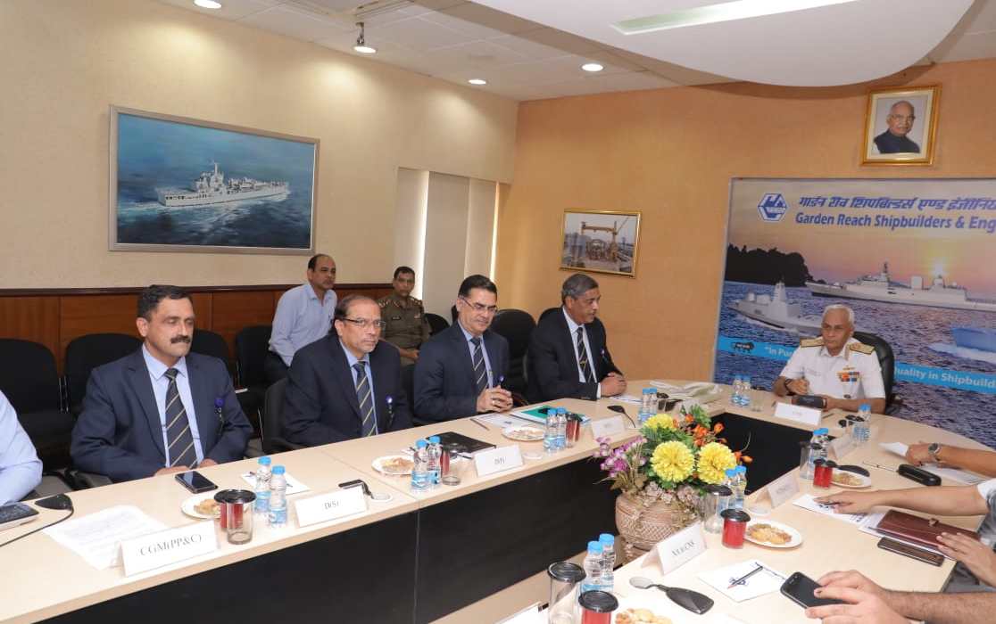 Admiral Sunil Lanba, PVSM, AVSM, ADC, Chief of Naval Staff visits GRSE on 14 May 19