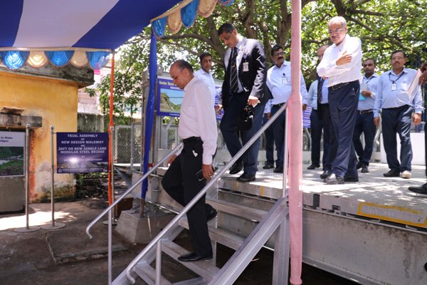 Dr. Ajay Kumar, Secretary (Defence Production) visits GRSE on 07 Jul 18 and inaugurates the Virtual Reality Lab