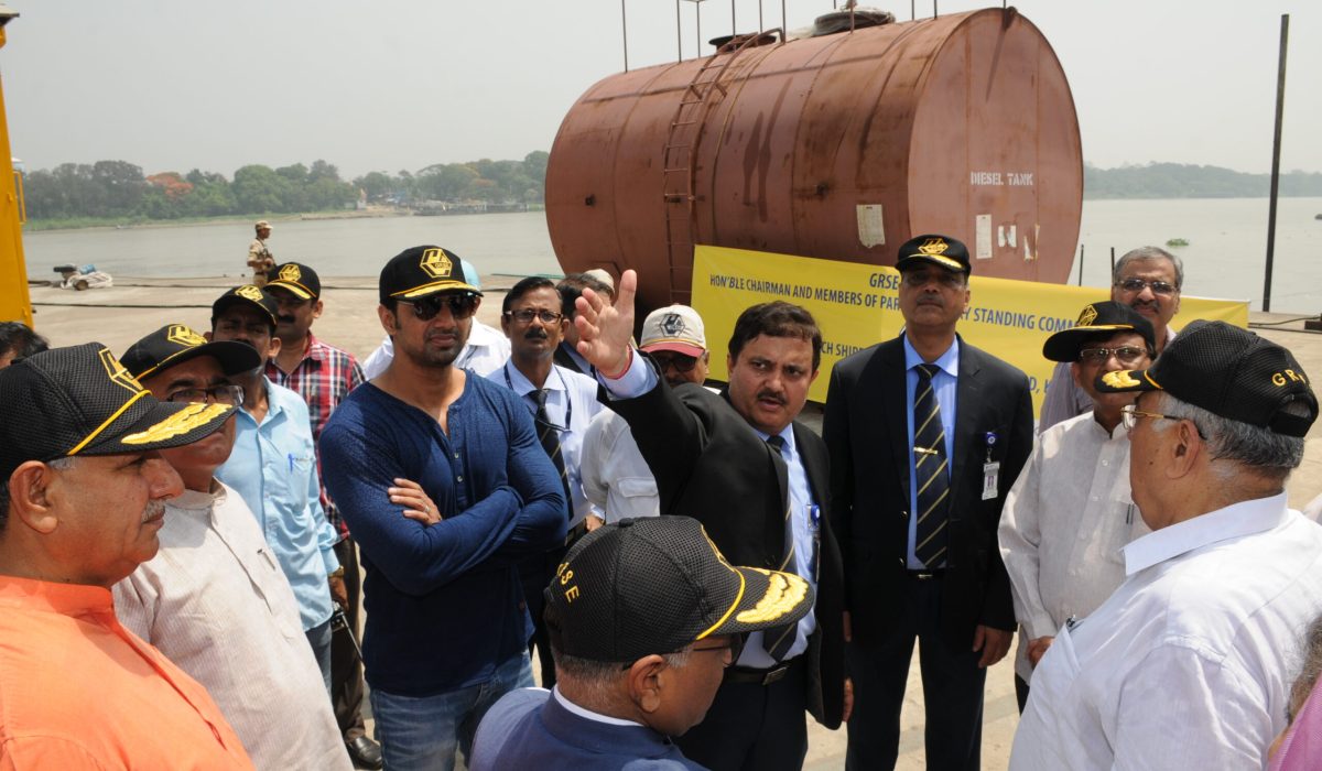 Parliamentary Standing Committee on Defence visits GRSE on 26 Apr 17