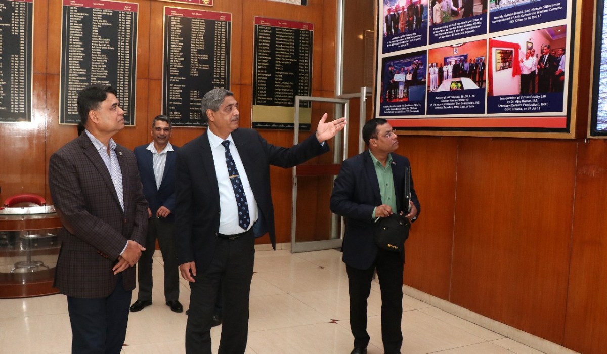 Admiral Aurangzeb Chowdhury, NBP, OSP, BCGM, PCGM, BCGMS, Chief Of Naval Staff, Bangladesh Navy visits GRSE on 12 Dec 19