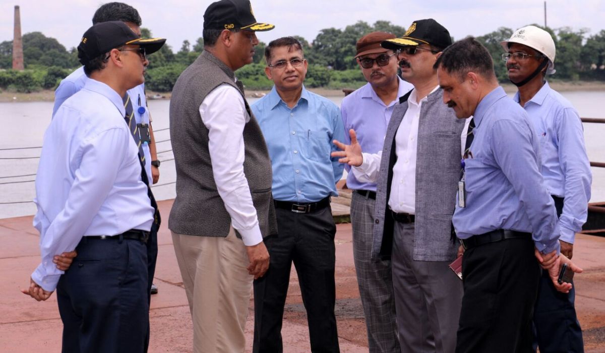 Shri Vinit Kumar, Chairman- Kolkata Port Trust, visits GRSE on 01 Sep 18