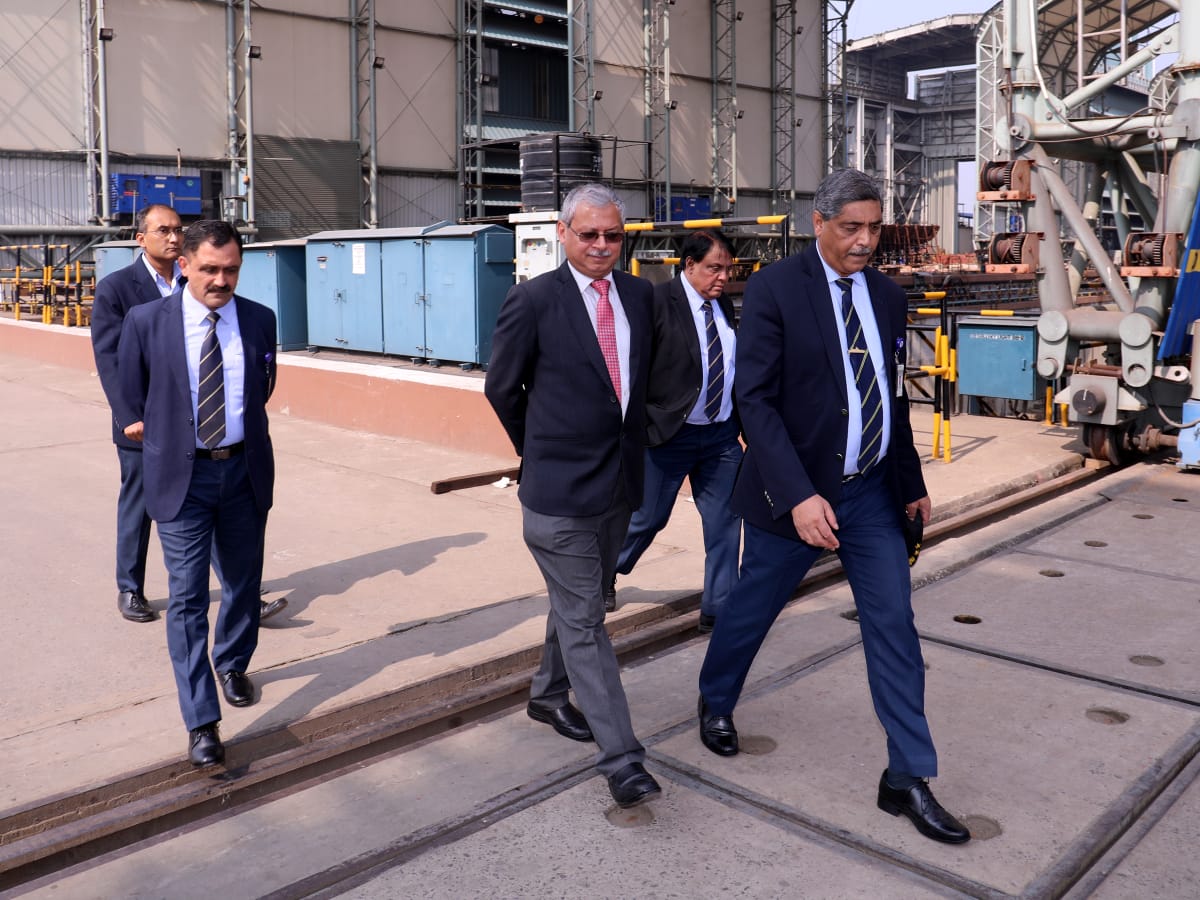 Shri Jaideep Mazumdar, Ambassador to The Philippines, visits GRSE on 24 Dec 18