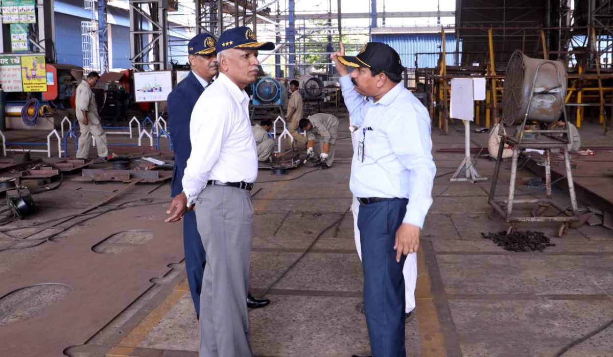Commandant, NDC visits GRSE on 23 Apr 19