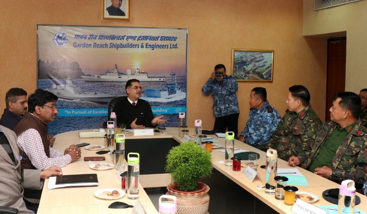 Shri M.V.Gowtama, Chairman & Managing Director, Bharat Electronics Limited (BEL) visits GRSE on 02 Jan 20