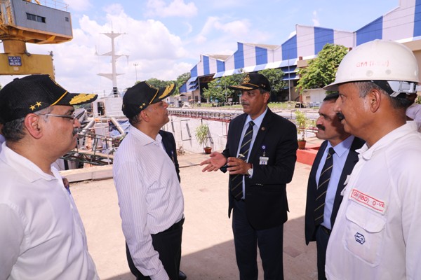 Dr. Ajay Kumar, Secretary (Defence Production) visits GRSE on 07 Jul 18 and inaugurates the Virtual Reality Lab