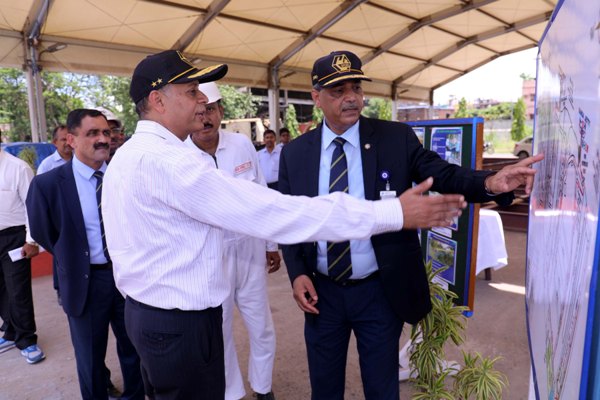 Dr. Ajay Kumar, Secretary (Defence Production) visits GRSE on 07 Jul 18 and inaugurates the Virtual Reality Lab