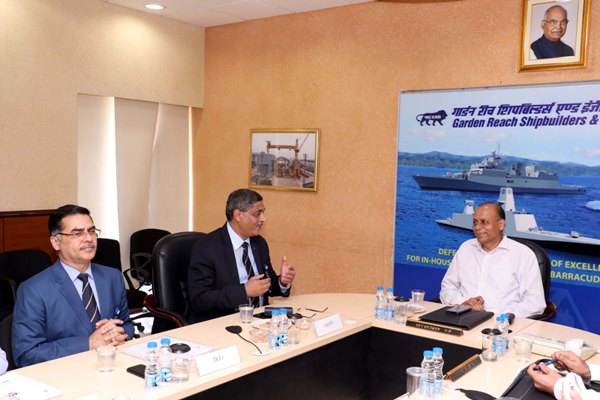 Dr. Ajay Kumar, Secretary (Defence Production) visits GRSE on 07 Jul 18 and inaugurates the Virtual Reality Lab