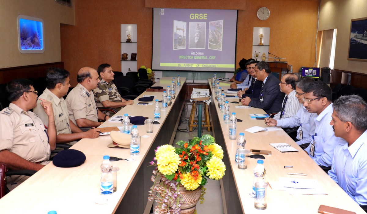DG CISF visits GRSE on 08 Jul 17