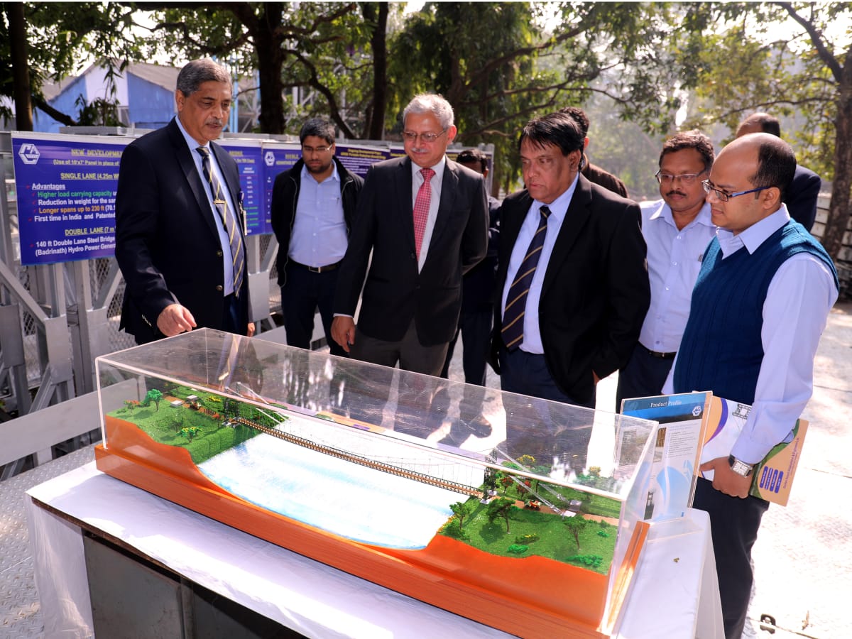Shri Jaideep Mazumdar, Ambassador to The Philippines, visits GRSE on 24 Dec 18