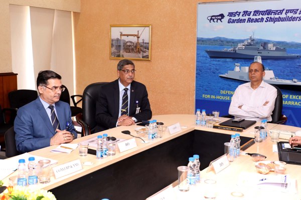 Dr. Ajay Kumar, Secretary (Defence Production) visits GRSE on 07 Jul 18 and inaugurates the Virtual Reality Lab