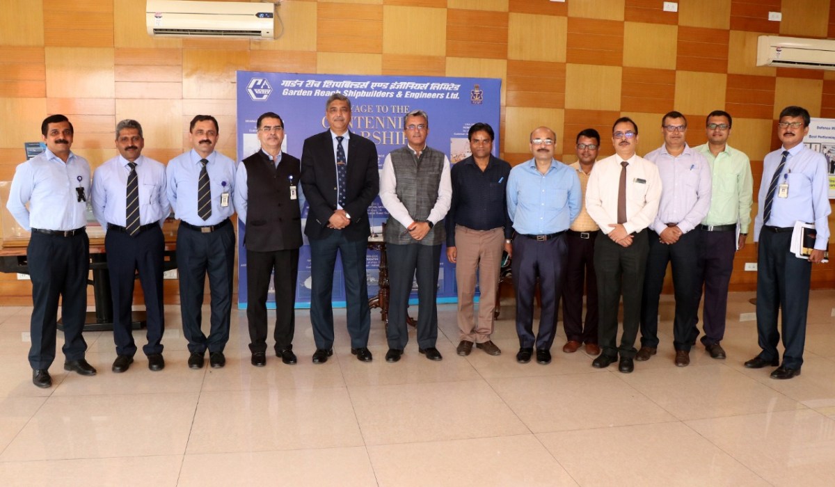 Delegation from Inland Waterways Authority of India (IWAI) visit GRSE on 01 Nov 19