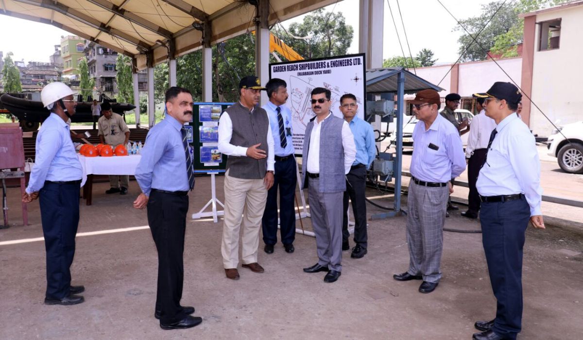 Shri Vinit Kumar, Chairman- Kolkata Port Trust, visits GRSE on 01 Sep 18