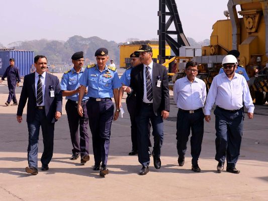 Vice Admiral Karambir Singh, PVSM , AVSM FOC-IN-C (East) visits GRSE on 17 Feb 18