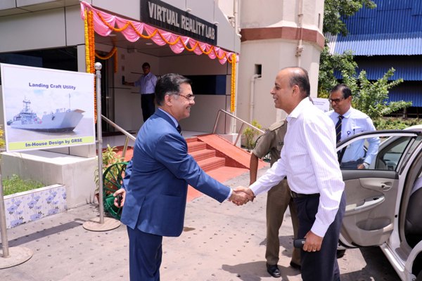 Dr. Ajay Kumar, Secretary (Defence Production) visits GRSE on 07 Jul 18 and inaugurates the Virtual Reality Lab