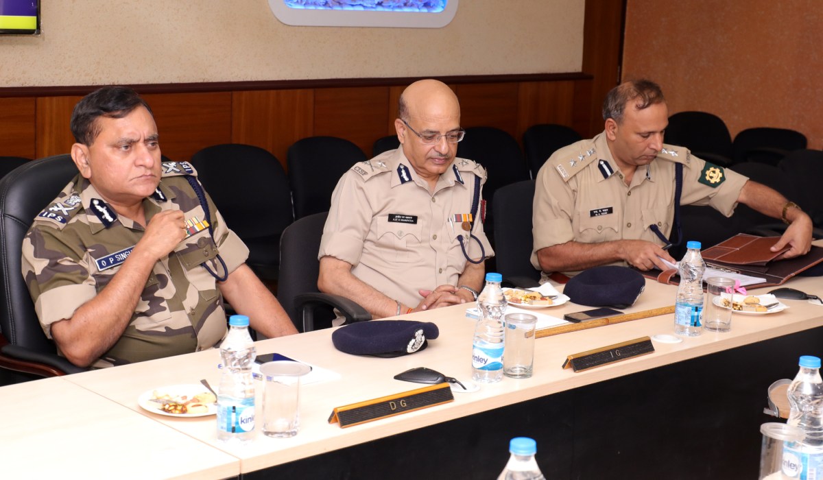 DG CISF visits GRSE on 08 Jul 17