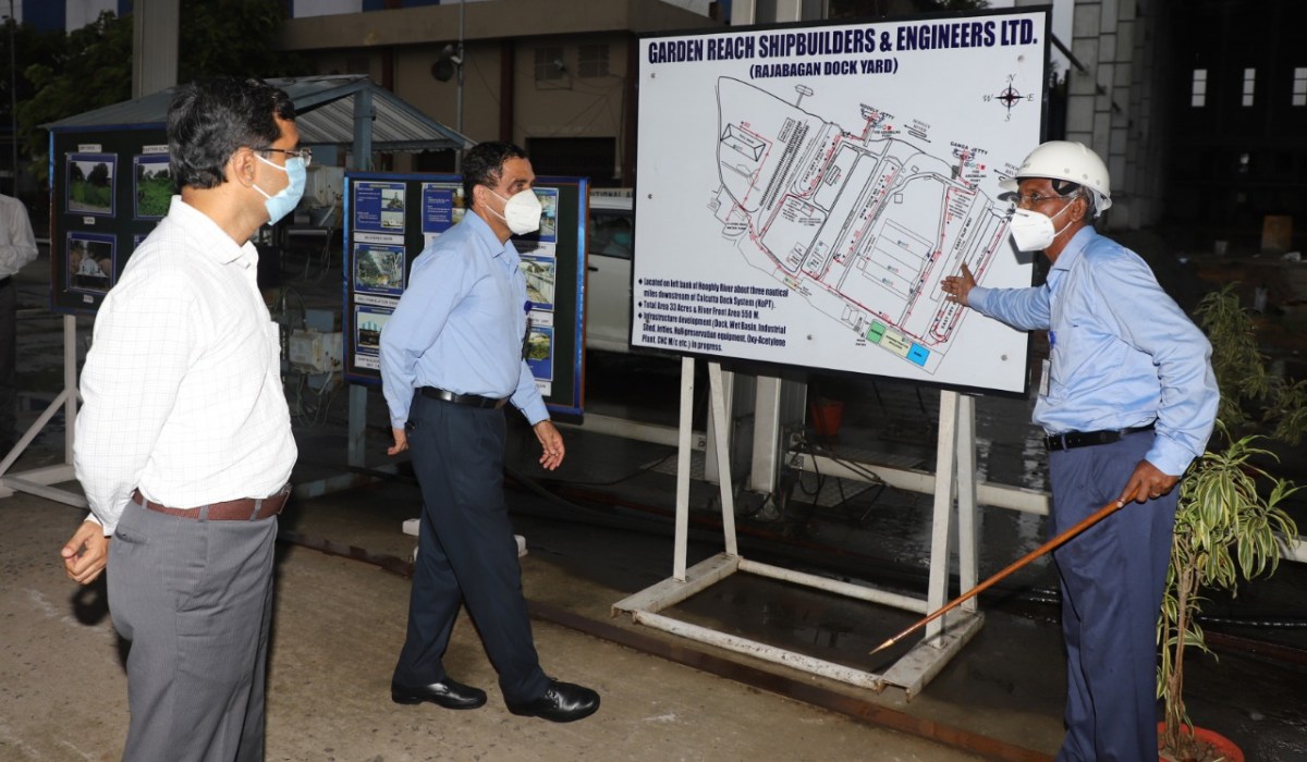 Shri Surendra Prasad Yadav, IFoS, JS(NS) visits GRSE on 18 Aug 20